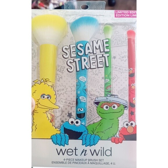 Wet N Wild Sesame Street  Makeup Brush Set Limited Edition 4 Piece Colorful NEW - Picture 5 of 5